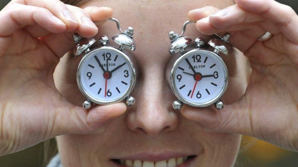 La madrugada del próximo sábado, 29, al domingo, 30, se producirá el cambio de hora, y pasaremos al de invierno: a las 3 de la madrugada serán las 2.