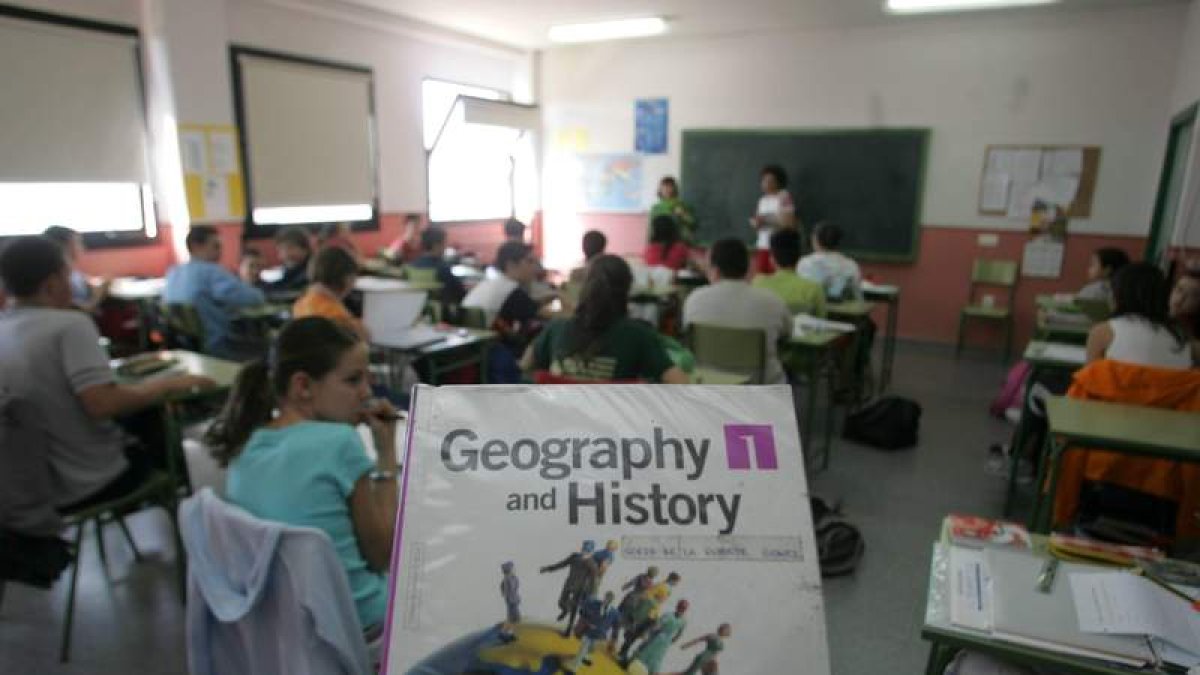 La enseñanza de idiomas e incluso la bilingüe cada vez tiene más importancia.