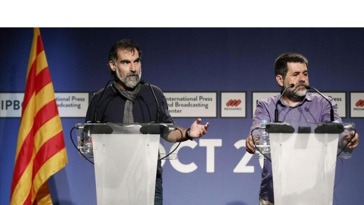 Cuixart y Sànchez, durante la rueda de prensa celebrada en el IPBC.