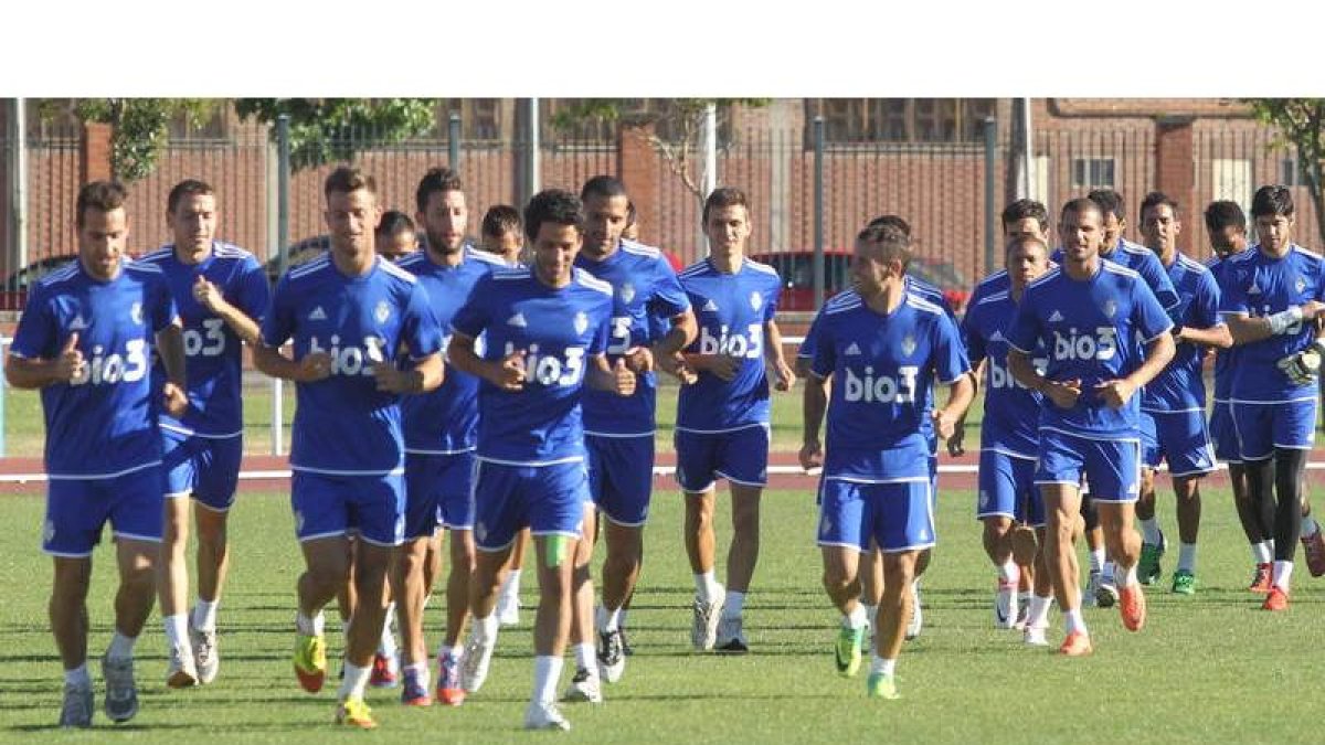 El plantel deportivista espera mejorar las prestaciones del último mes y ganar fuera como hizo en Madrid en Liga y Villarreal en Copa.