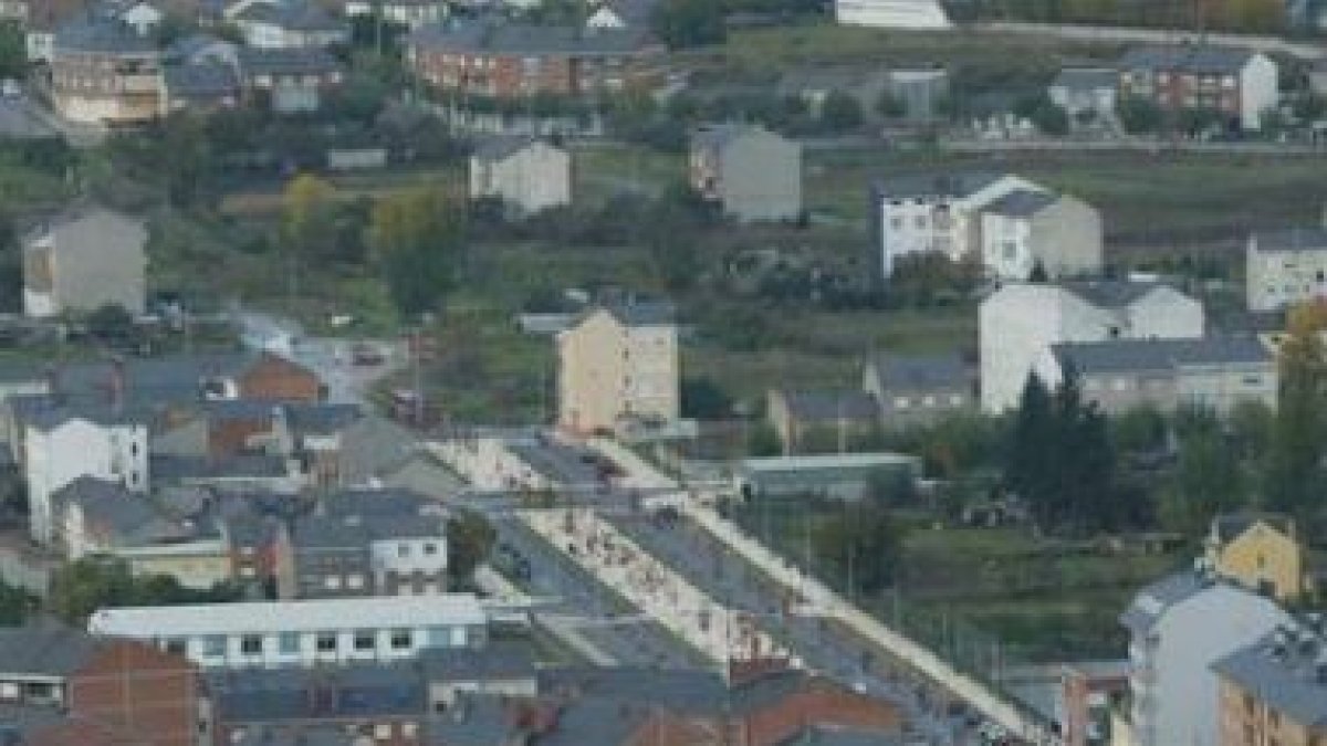 La zona del barrio de Flores del Sil donde se pretende intervenir urbanísticamente.