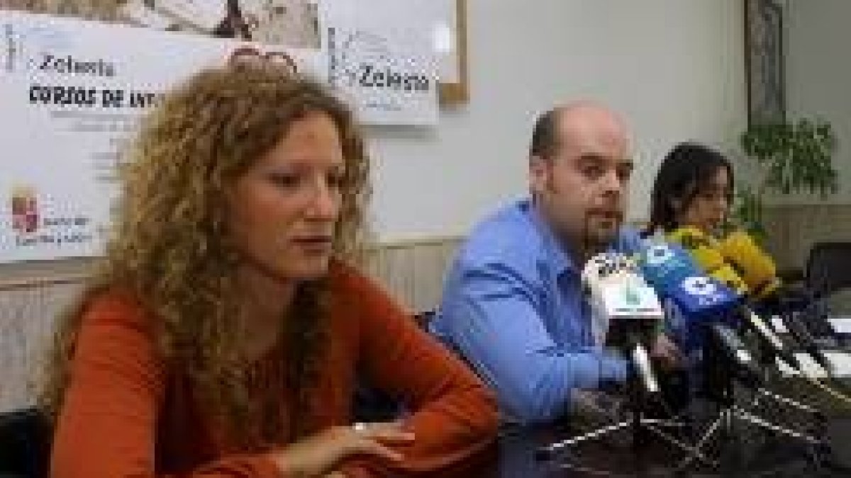 La sede de UGT en Ponferrada acogió ayer la presentación del programa de formación Zeleste