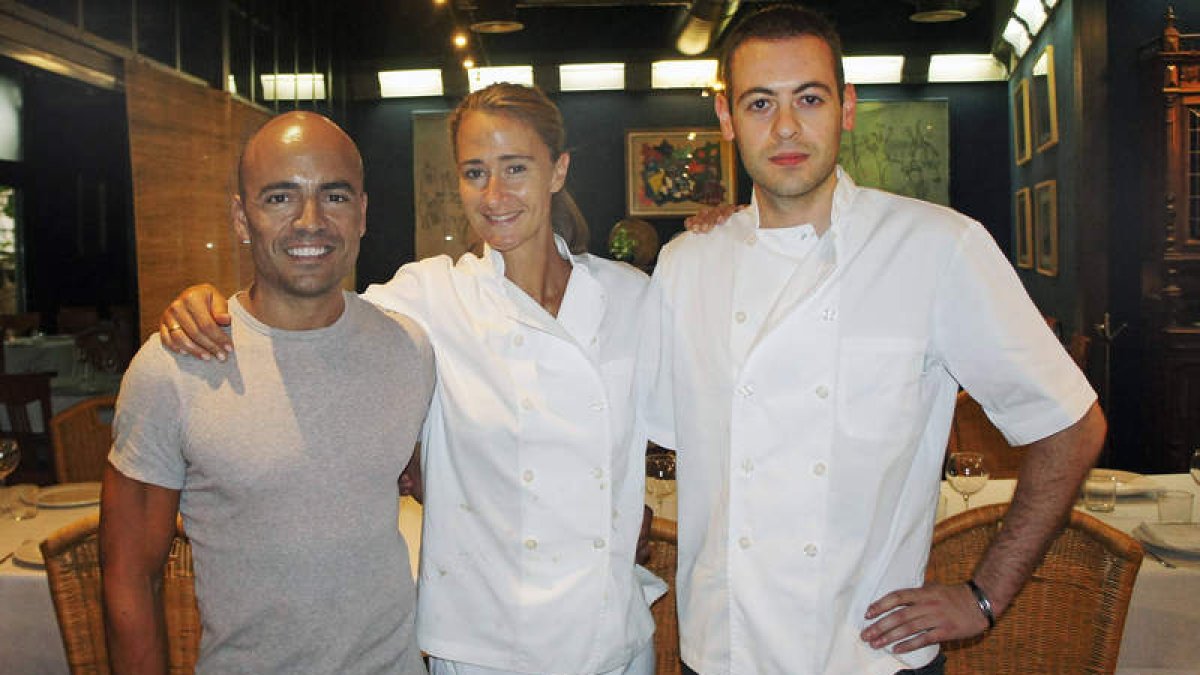 José, Belén y Álex en el Restaurante Zuloaga.