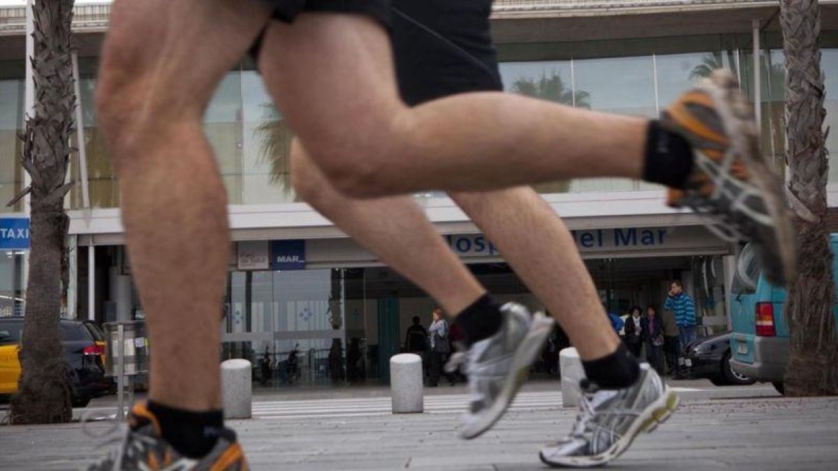 Un estudio médico aconseja no correr más de tres horas a la semana.