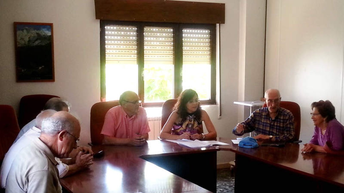 Reunión de los integrantes del proyecto.