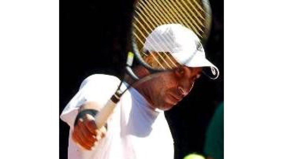 Albert Costa pasa a la segunda ronda en Roma, tras vencer a Montañés