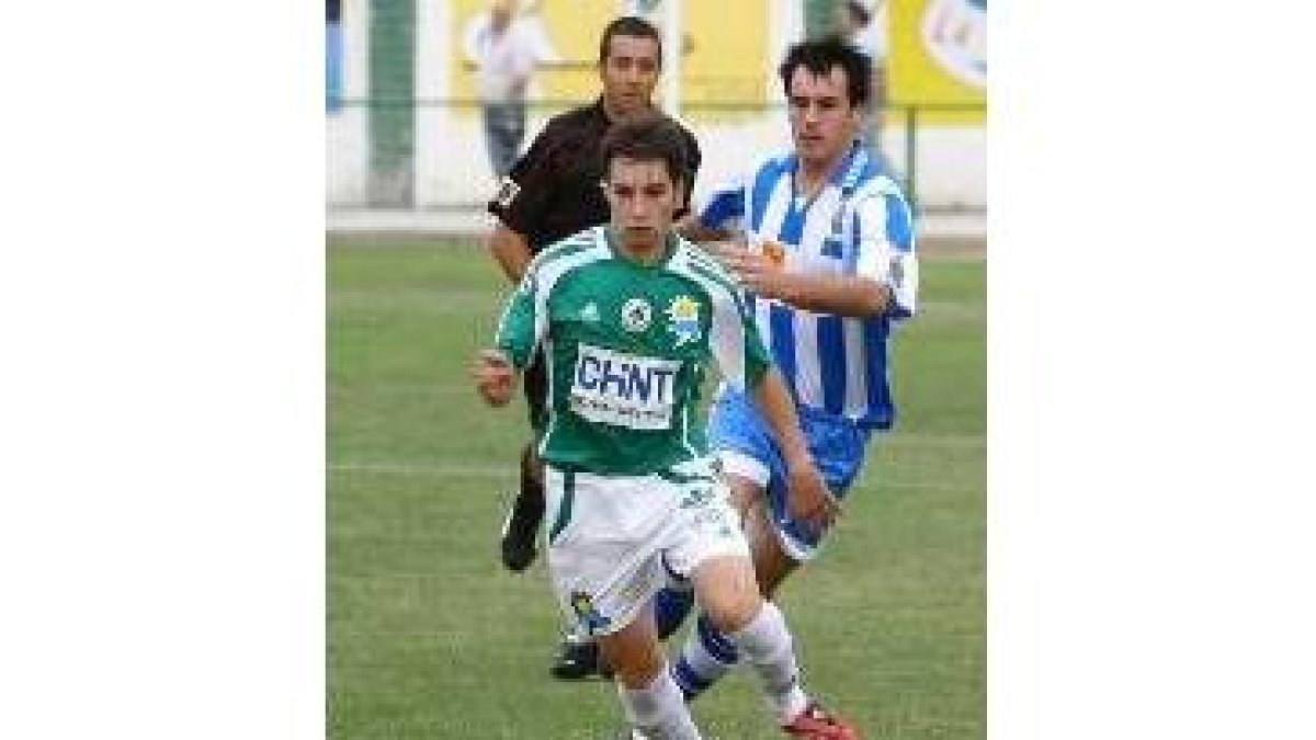 El equipo maragato espera lograr su primer triunfo en Tercera