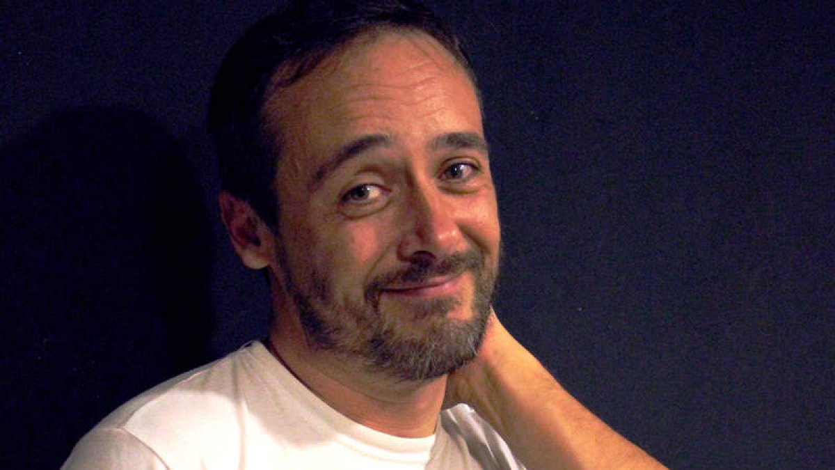 Santi Balmes es el líder de Love of Lesbian, que actúan hoy.