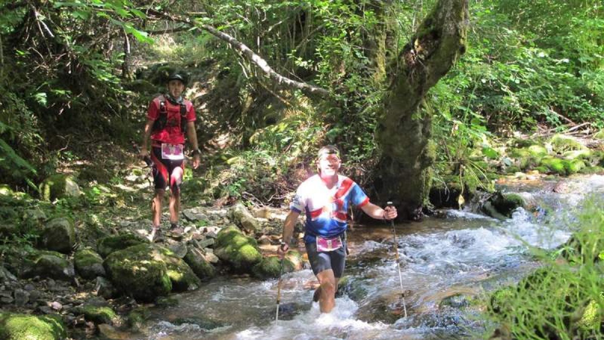 Una imagen de la carrera por los montes de Palacios. DL