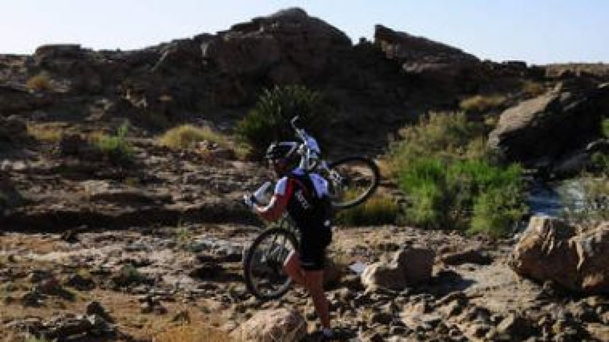 Juan José Nicolás, del Ditel Bicicletas Carlos y Bartz, en un momento de la exigente prueba.
