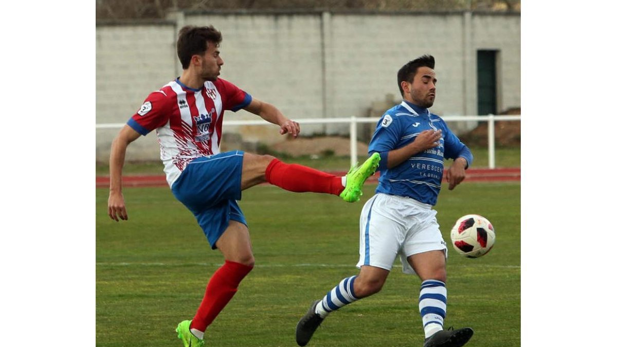 El rey de empate gana tras una vuelta entera. ANA F. BARREDO