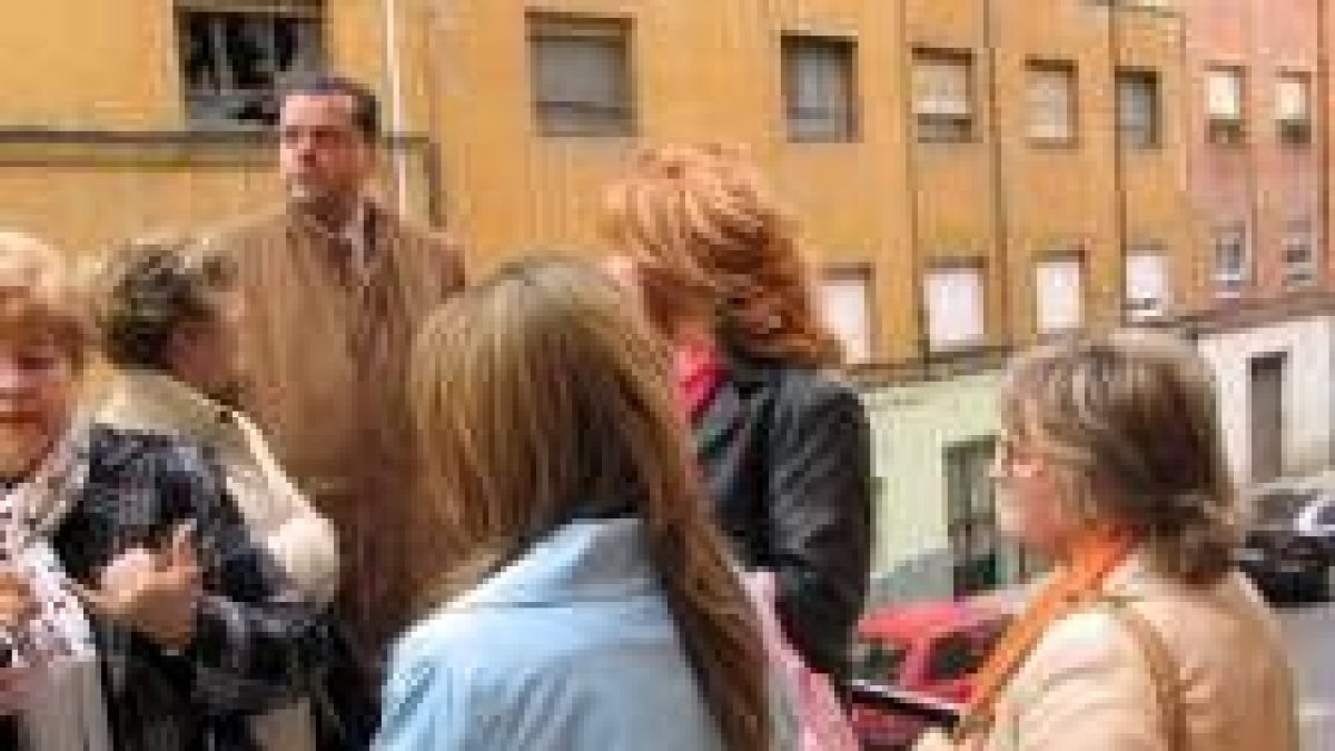 Amilivia conoció de primera mano las necesidades de los vecinos