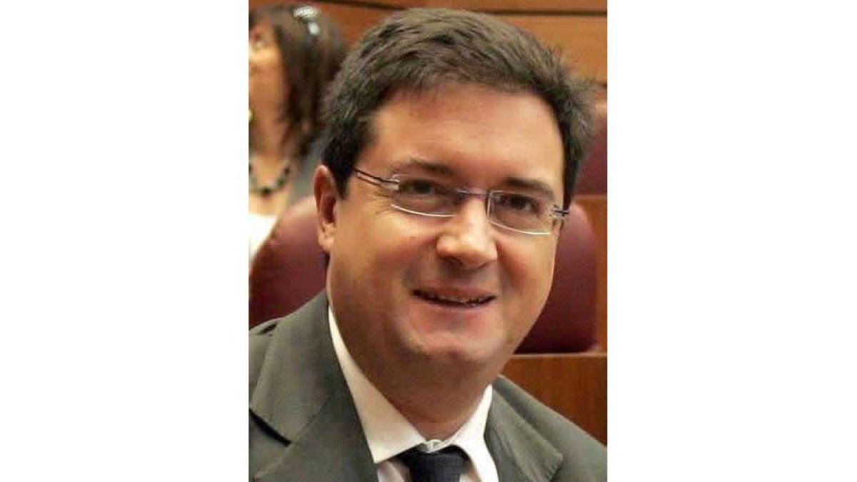 Óscar López, en el Pleno.