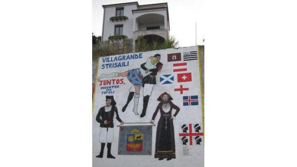 Mural de Villagande Strisaili, homenaje a la Lucha