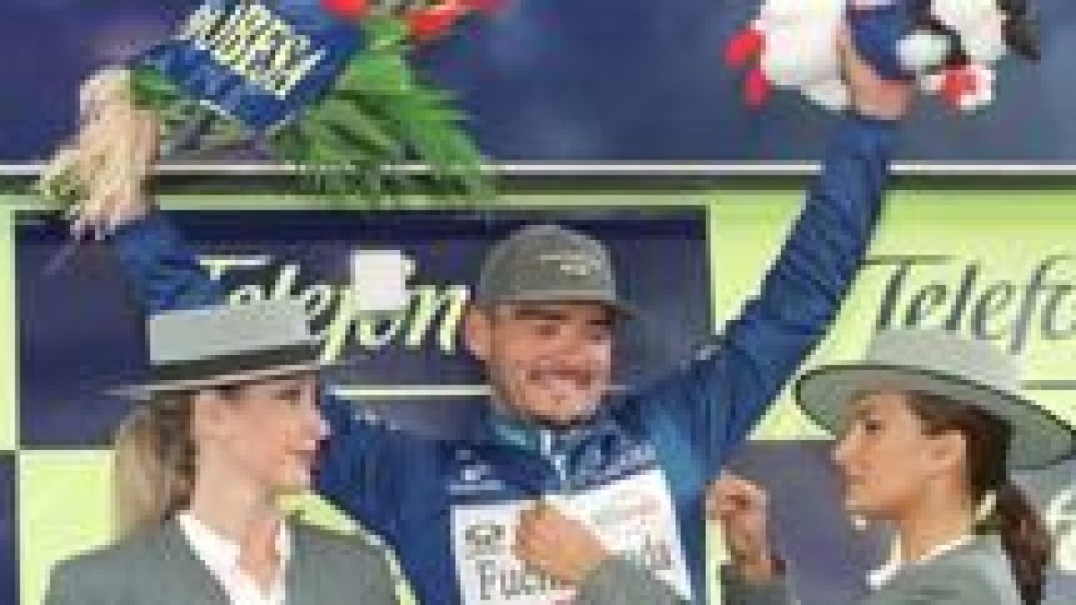García Calvo continuará entre la élite del pelotón español durante esta próxima temporada
