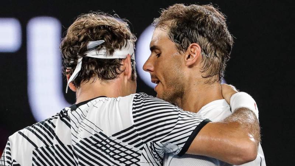 Roger Federer y Rafa Nadal dejaron muy alto el listón tanto en la pista como fuera de ella de lo que son y deben ser dos campeones. MADE NAGI