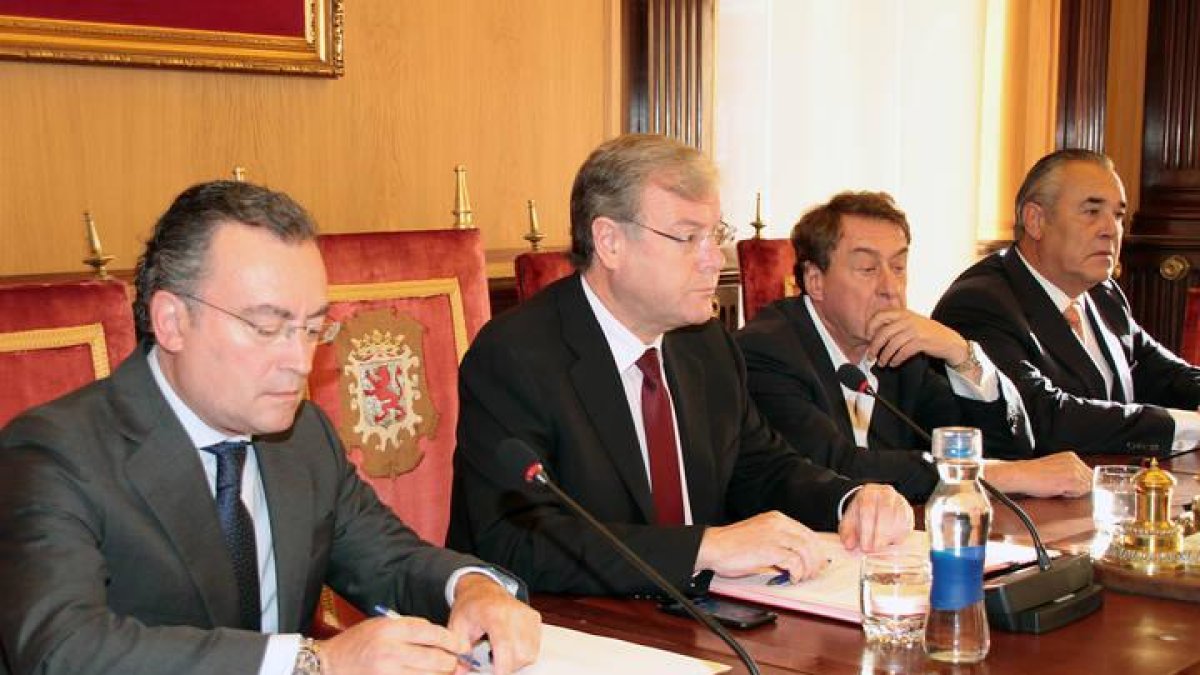 Un momento del pleno celebrado esta mañana