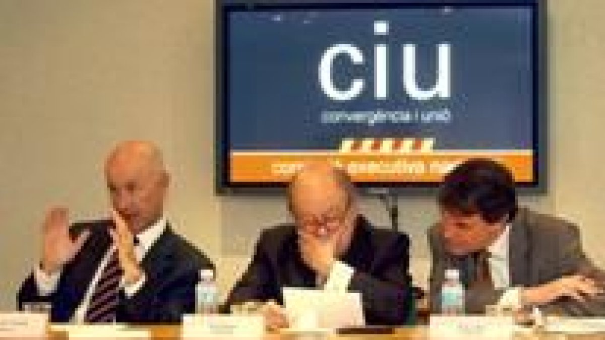 Duran Lleida, Jordi Pujol y Joan Mas durante una reunión de CiU ayer en Barcelona