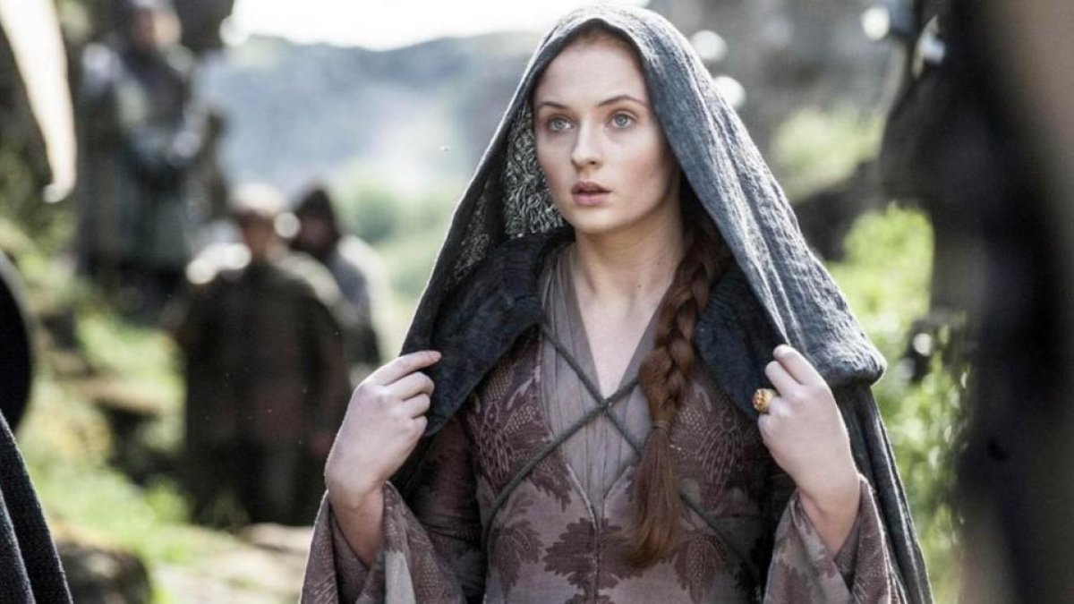 La actriz británica Sophie Turner, como Sansa Stark, en la serie 'Juego de tronos'.