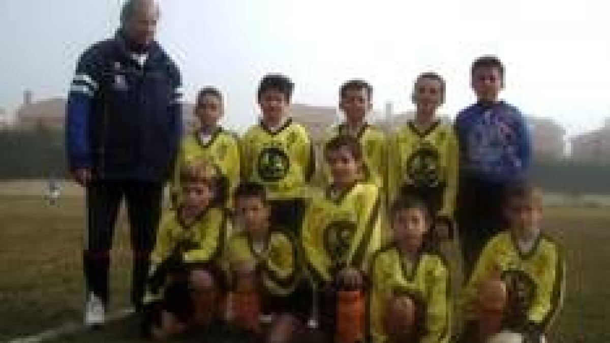 Formación del Loyola C que milita en la 3.ª División Provincial Benjamín