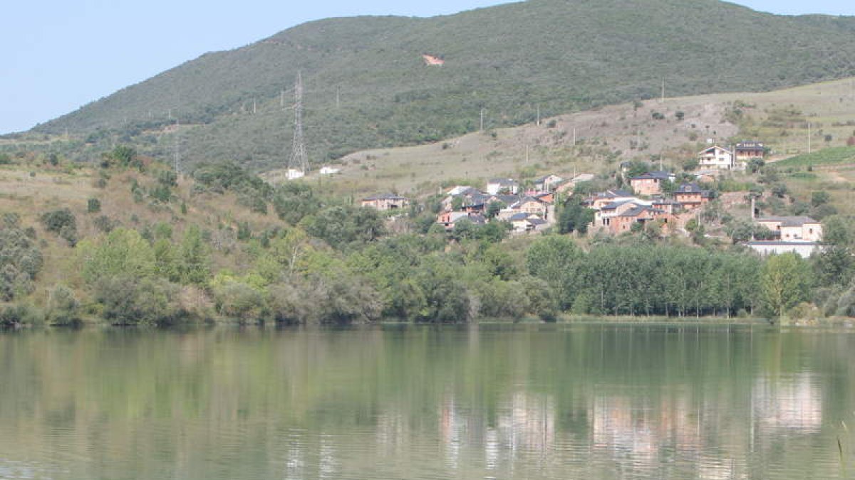 En proyecto está mejorar el saneamiento del entorno. DE LA MATA