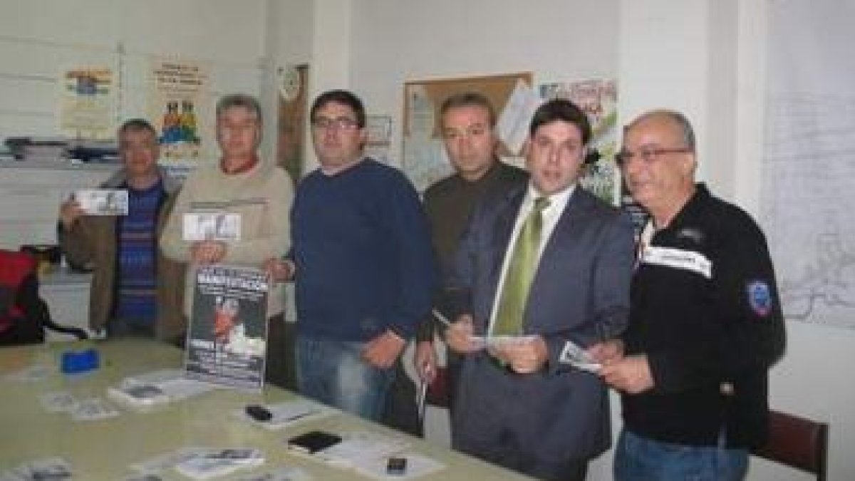 Enrique López, Luis Fernández, Miguel Á. Trejo, Agustín Raimúndez, Iván Alonso y Tito Martínez.