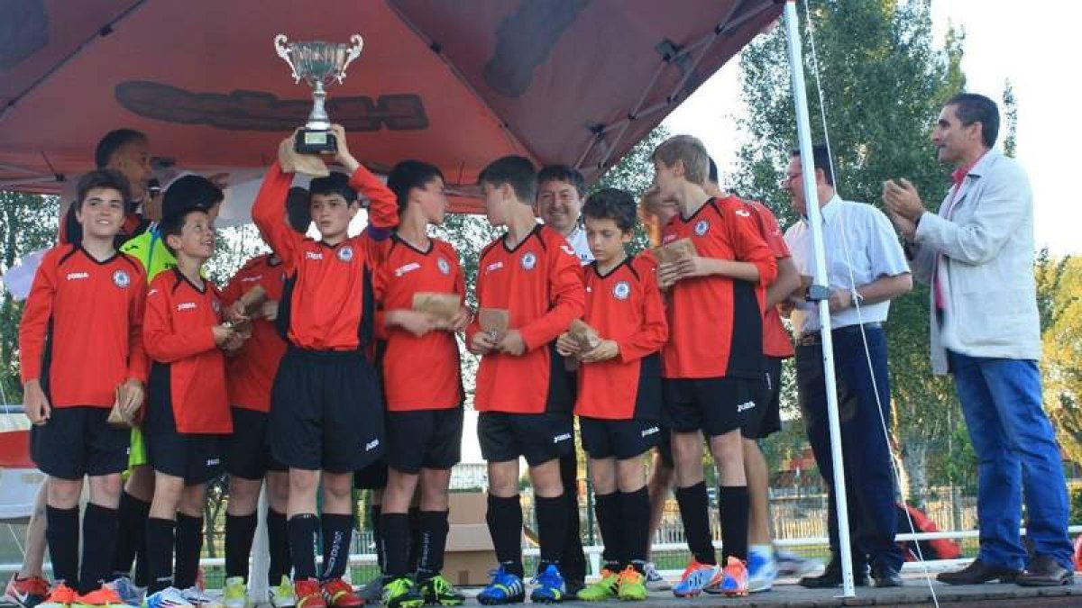 CDF San Andrés A, campeón en la categoría alevín.