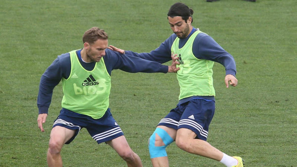 Munitis recupera a Andy, que ya ha cumplido los cuatro partidos de sanción. L. DE LA MATA