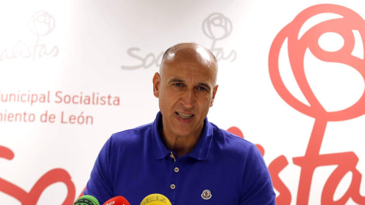 José Antonio Diez, ayer en su comparecencia. MARCIANO