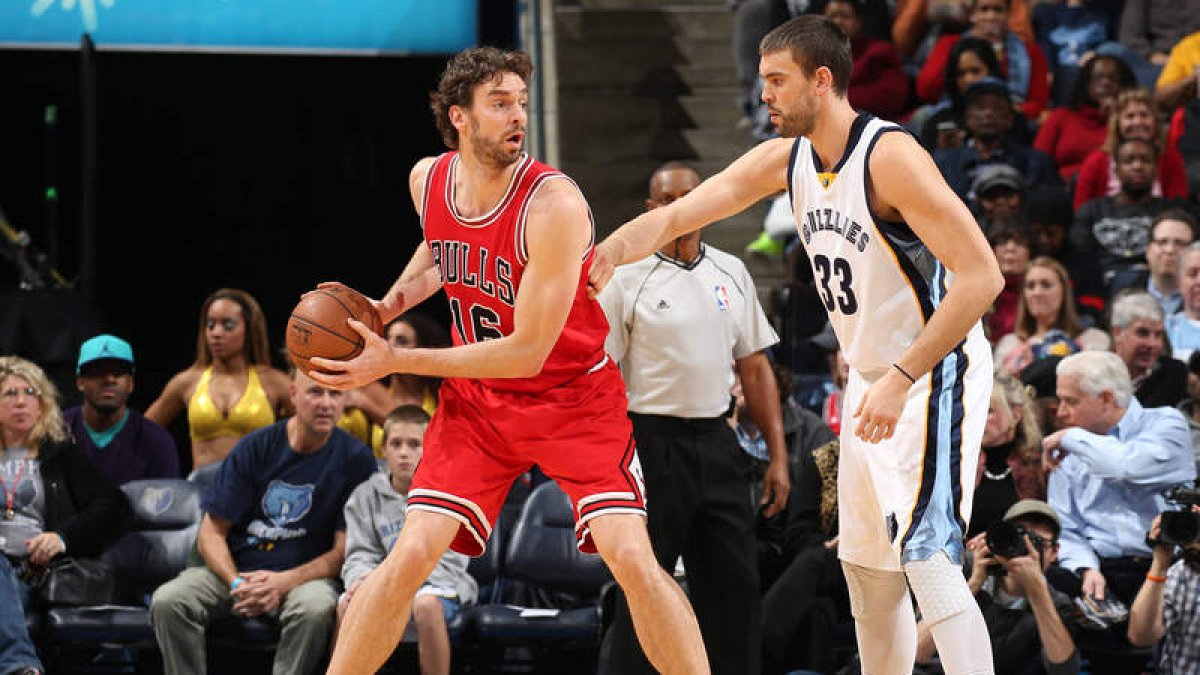 Los dos hermanos Gasol, frente a frente, con los Bulls de Chicago y los Grizzlies.
