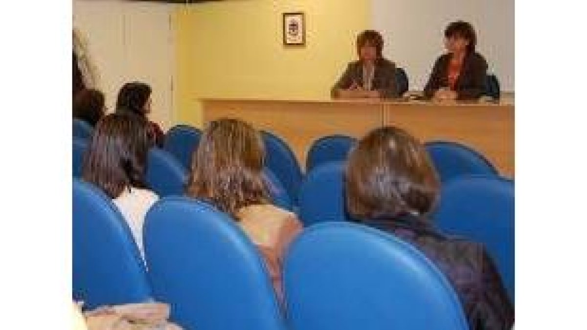 Teresa Cigales presentó una nueva edición del taller de empleo