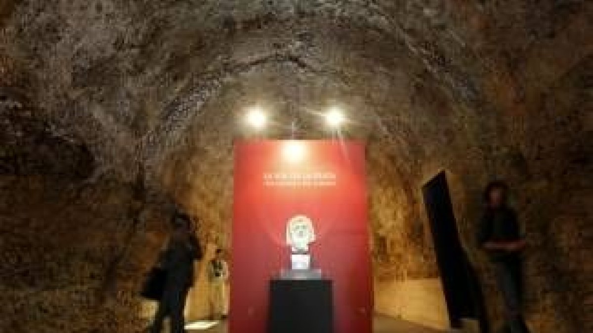 Una muestra actualmente abierta en el museo Romano incluye parte del patrimonio asociado a la vía