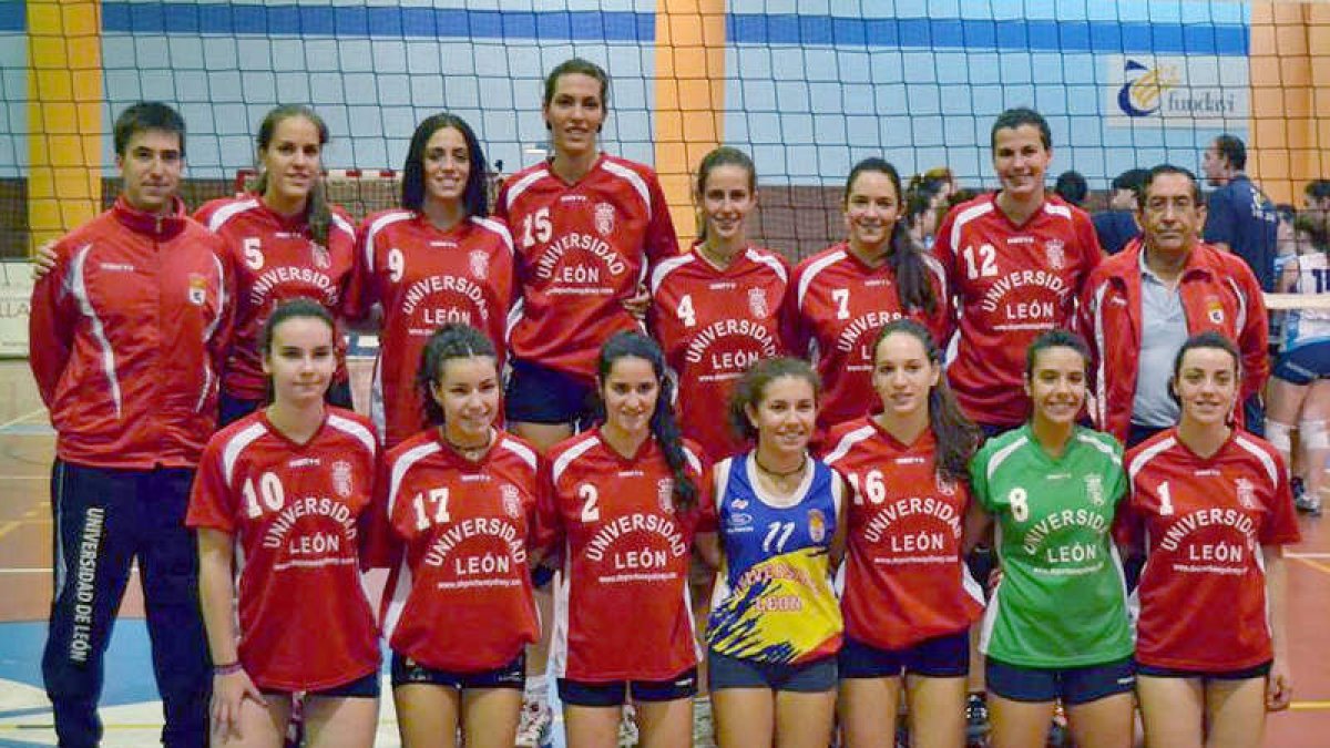 El equipo leonés del Aule de voleibol vuelve a las canchas.
