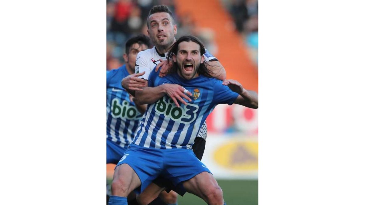 Gonzalo fue expulsado en Vigo y se perderá el encuentro del domingo. L. DE LA MATA