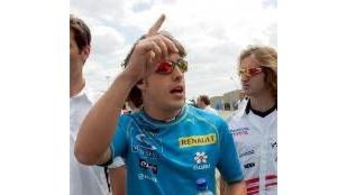 Alonso se dirige a los aficionados tras conocer que no saldría
