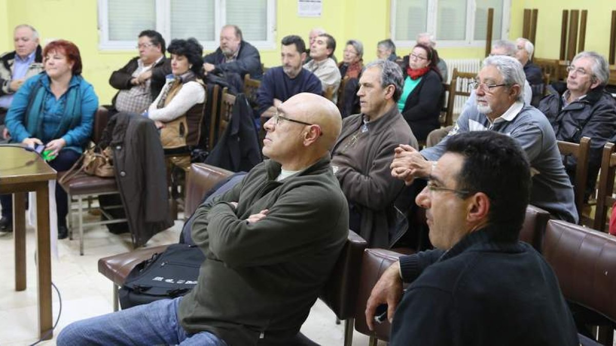 La federación de entidades locales menores se reunió ayer en Ciñera de Gordón.
