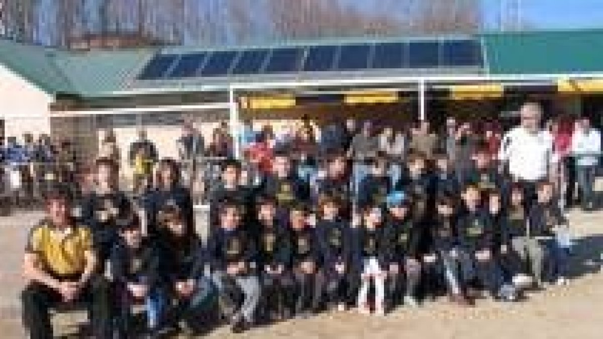 La entidad cuenta para su iniciación con una escuela de fútbol