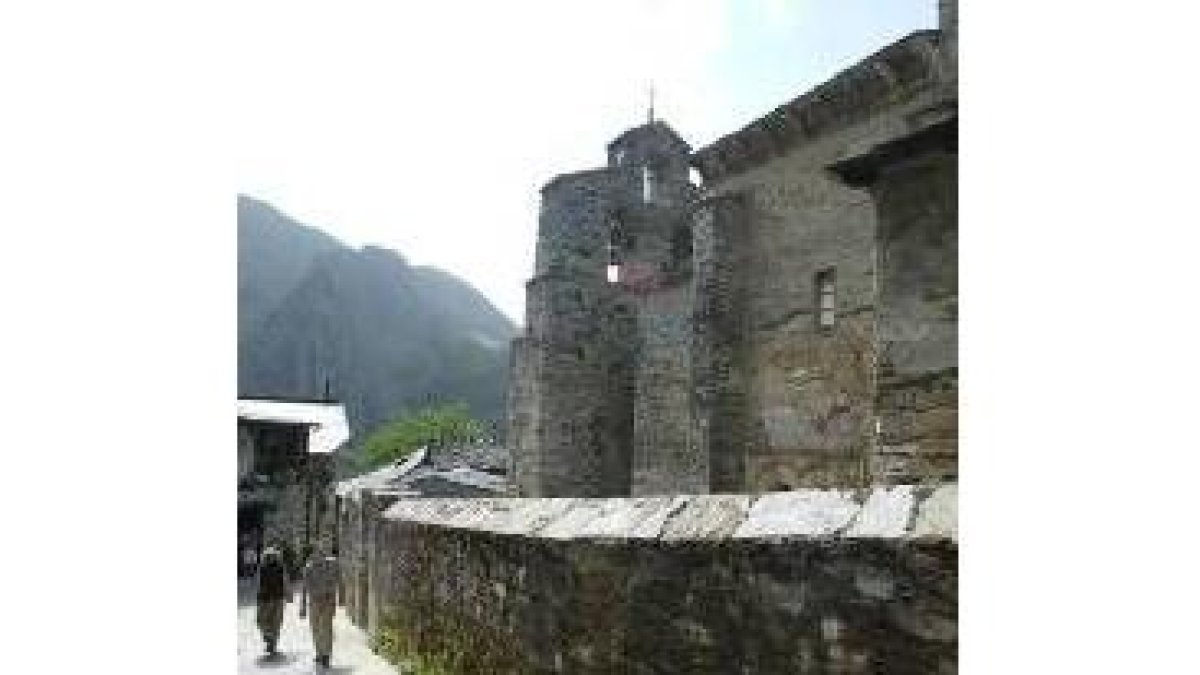 La iglesia de Peñalba está considerada como una joya patrimonial