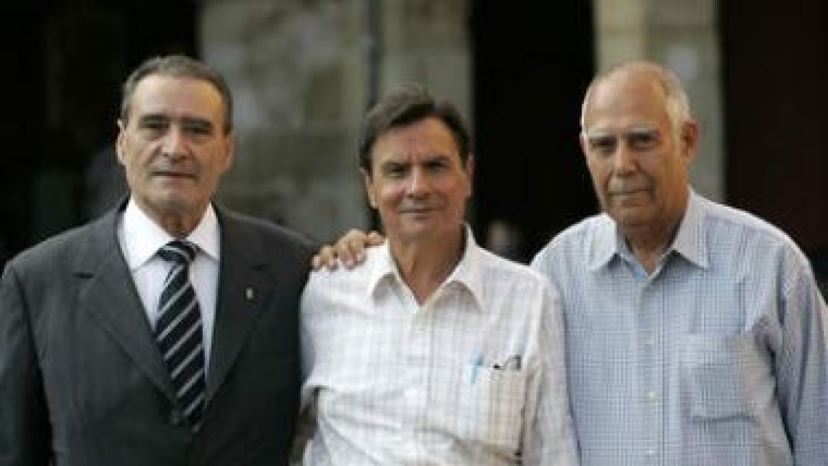 Los presidentes de las casas de Argentina, Bello, México, Fernández, y Cuba, Rabanillo.