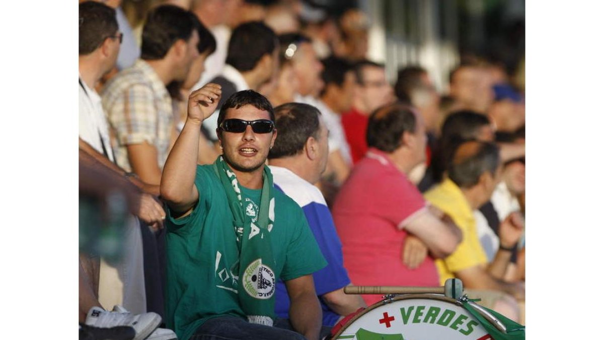 La afición del Astorga arropará al equipo en su visita al Huracán.