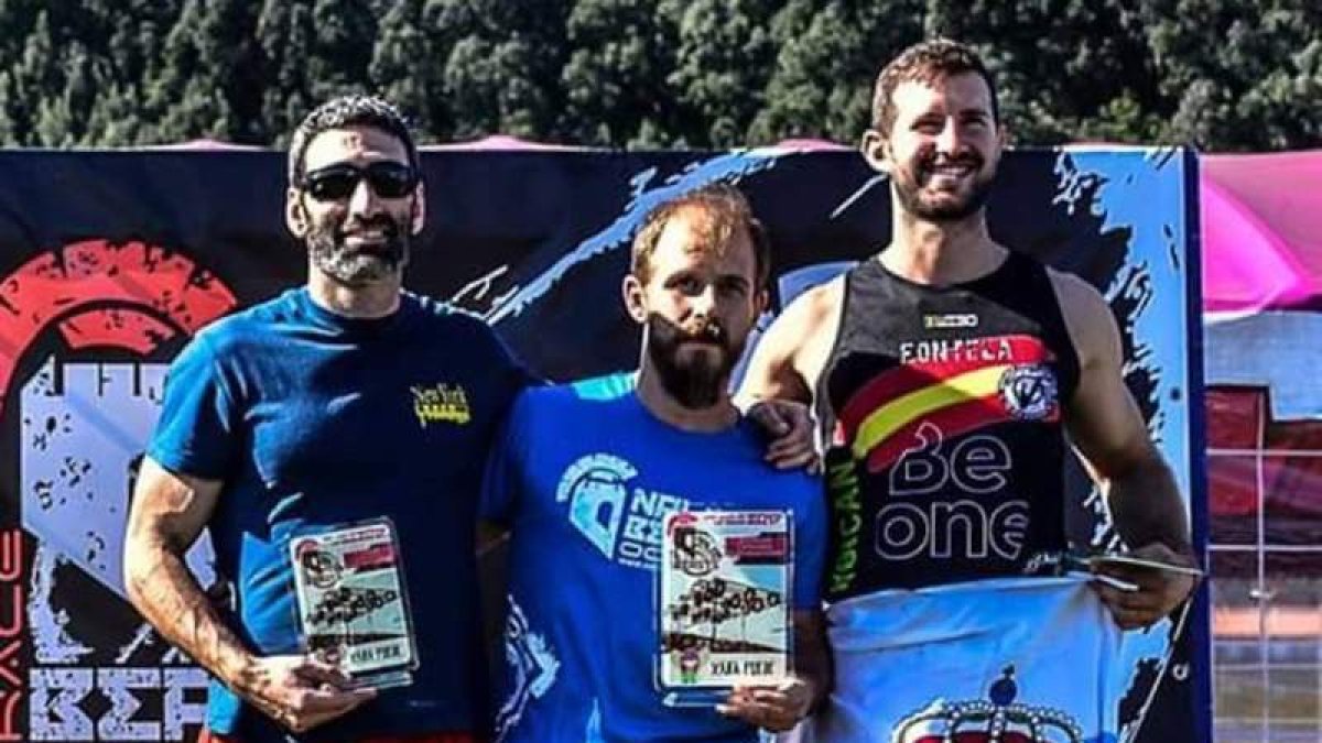Pinto (izquierda) logró un merecido segundo puesto en la carrera. DL