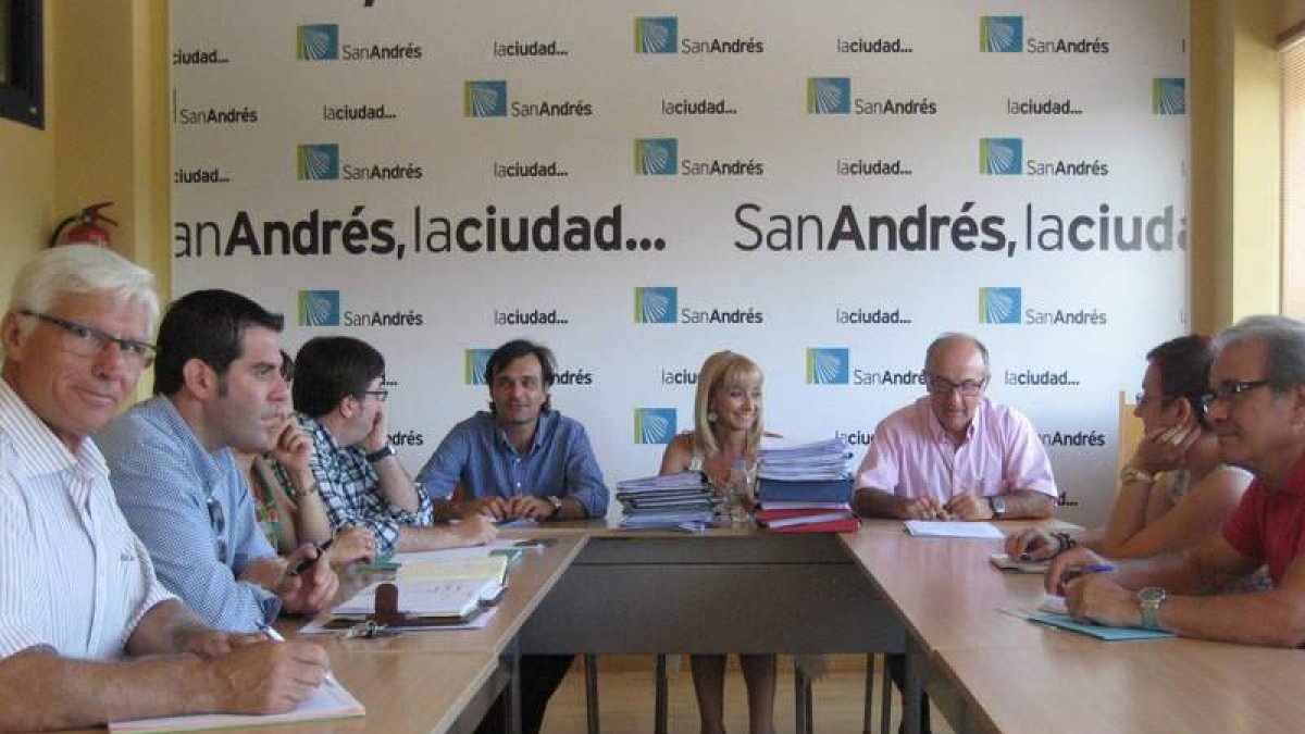 Un momento de la junta de gobierno de ayer.