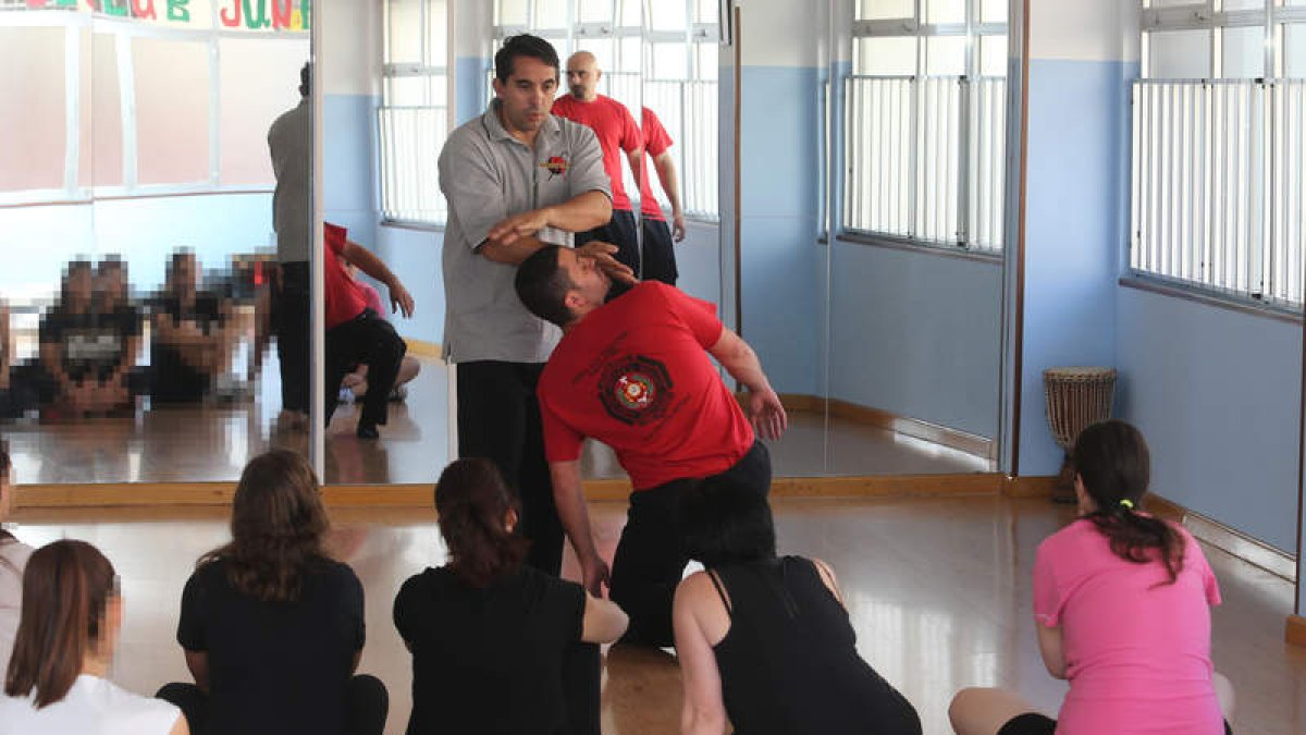 El curso se impartió en la capital berciana.