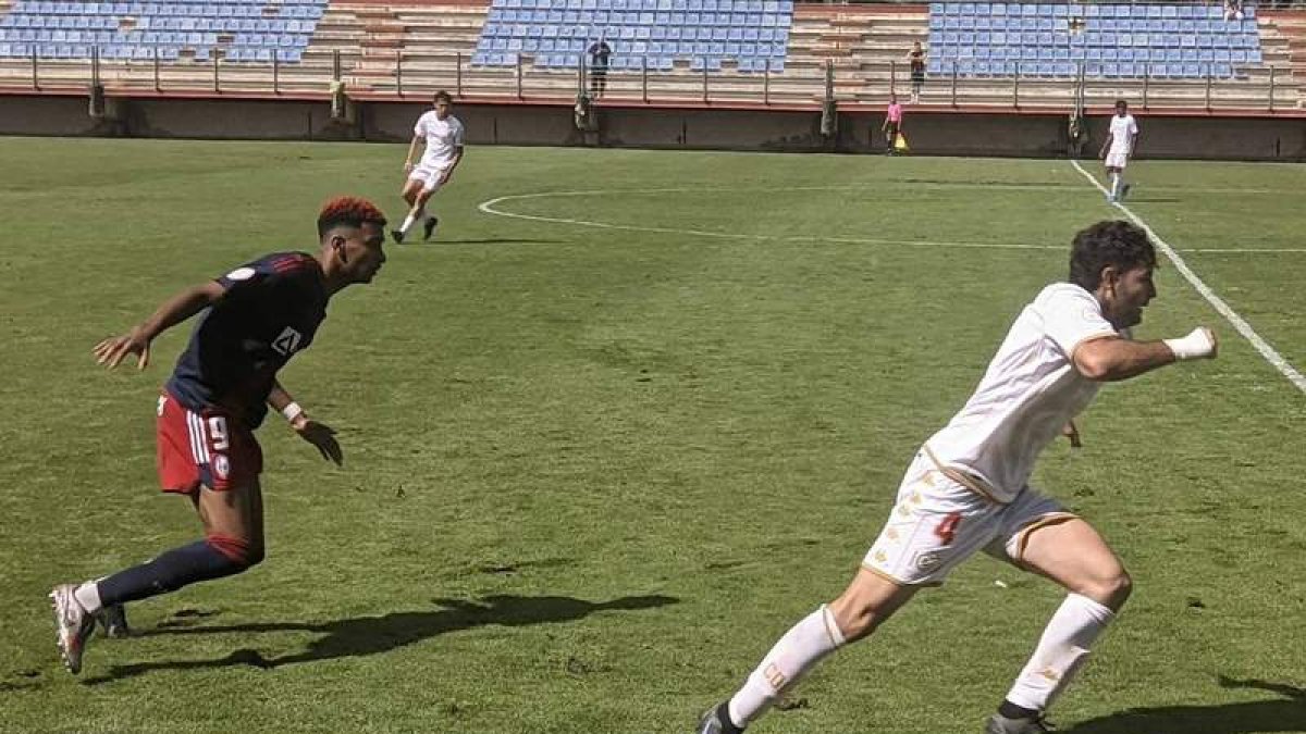 El equipo leonés estrenó su casillero de victorias a costa del madrileño. CYDL