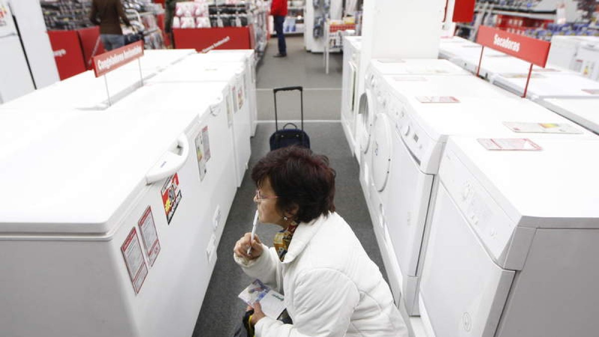 Los precios subieron en León un 3%, mientras el incremento de los convenios fue del 0,75%.