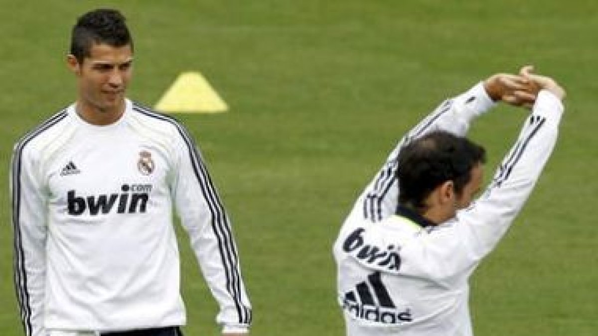 El Real Madrid se ejercitó ayer a puerta cerrada.