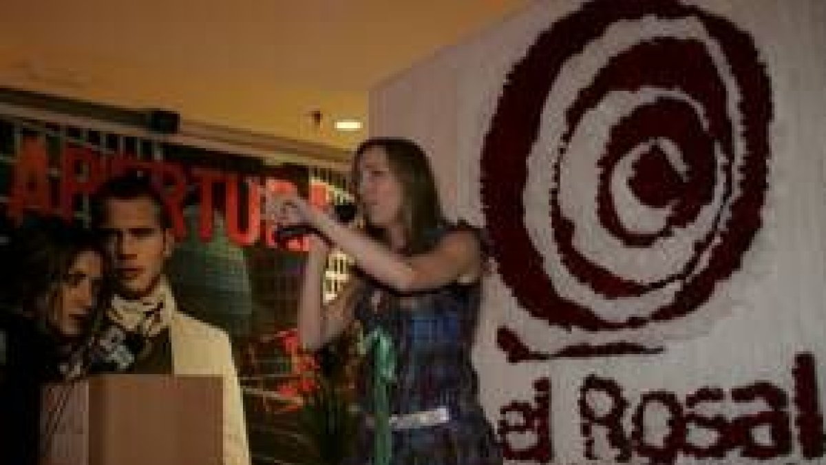 ANA F. BARREDO