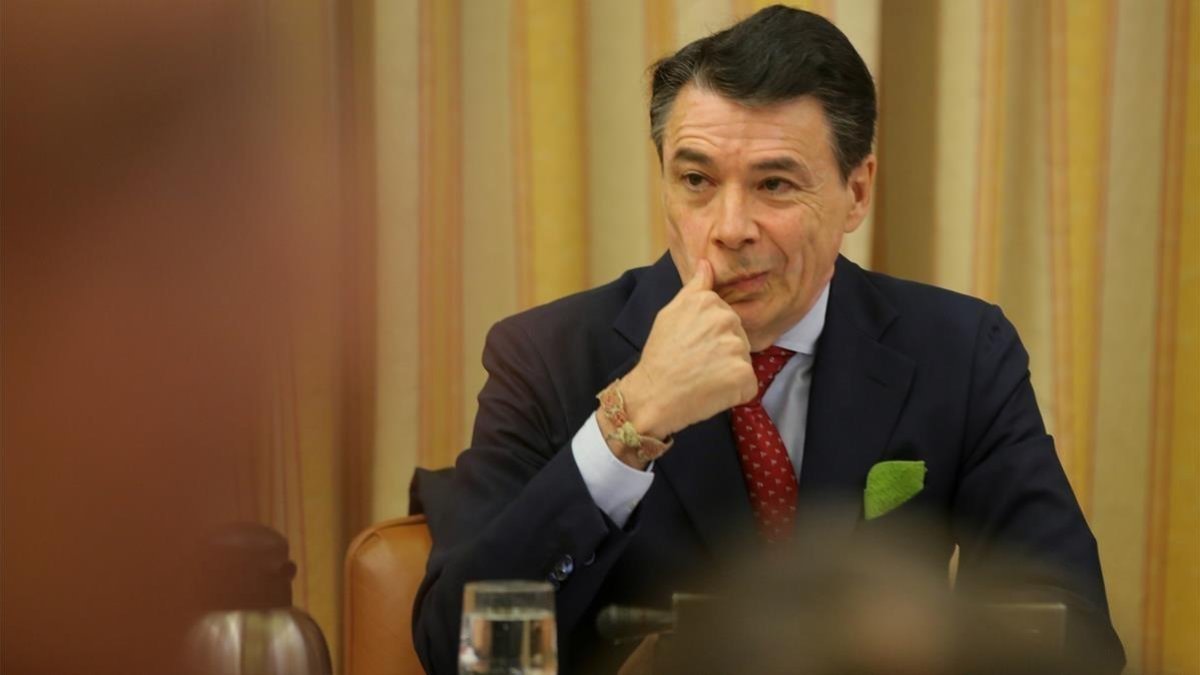Ignacio Gonzalez expresidente de la Comunidad de Madrid durante la comision sobre la financiacion irregular del Partido Popular celebrada en el Congreso de los Diputados