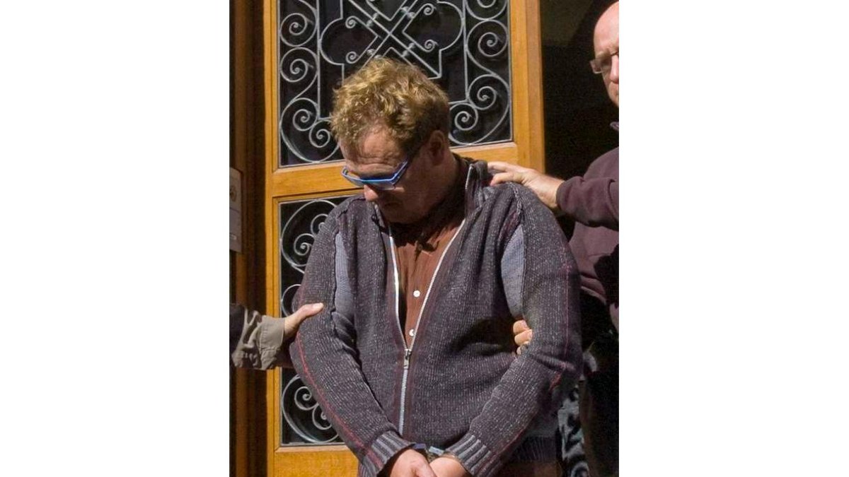 El celador Joan Vila, en una foto del día de su arresto en el 2010.