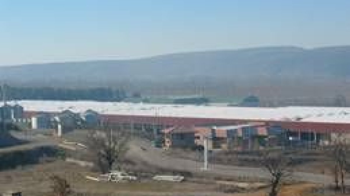 Vista general de las instalaciones de la empresa Enervisa en el polígono de Vidanes